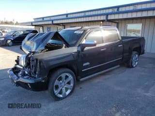 ✅ 2016 Chevrolet Silverado 1500 High Country • VIN: 3GCPCTEC3GG191803 • Lot: 82921614. Wystawiony na Copart z przebiegiem 183 016 mil. Bezpłatny archiwum sprzedaży aukcyjnych z USA i szczegółowy raport historii pojazdu na DreamBid. Zdjęcie 1.