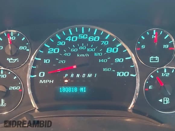 ✅ 2015 Chevrolet Express Cargo • VIN: 1GCWGFCF6F1151954 • Lot: 42677535. Listed on IAAI with 180,818 mi. Free auction sales archive from the USA and detailed vehicle history report at DreamBid. Image 7.