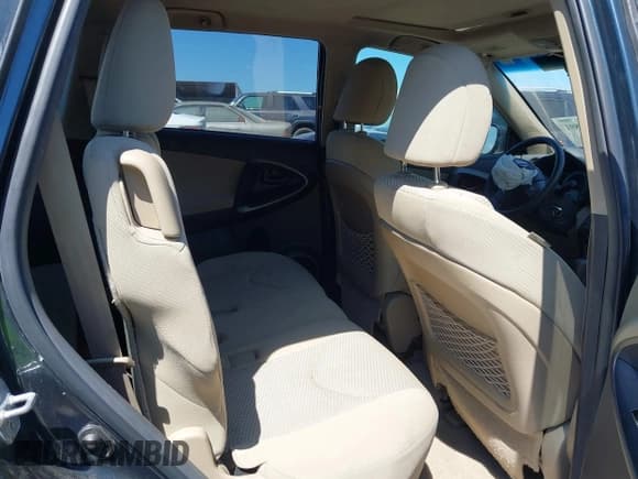 ✅ 2012 Toyota RAV4 • VIN: 2T3BK4DV0CW078200 • Lot: 39314891. Listed on IAAI with 119,143 mi. Free auction sales archive from the USA and detailed vehicle history report at DreamBid. Image 8.