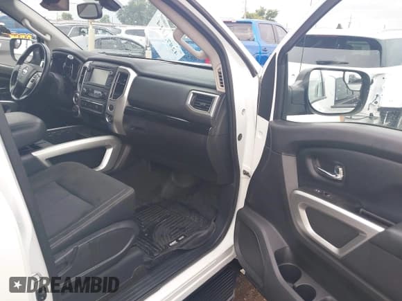 ✅ 2019 Nissan Titan S • VIN: 1N6AA1E58KN524625 • Лот: 42873414. Опубликован ранее на IAAI с пробегом 79 463 миль. Бесплатный доступ к архиву аукционных продаж из США и подробный отчёт об истории автомобиля на DreamBid. Изображение 5.