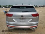 ✅ 2022 Volkswagen Atlas SEL R-Line • VIN: 1V2SE2CA2NC216804 • Lot: 62326415. Wystawiony na Copart z przebiegiem 63 888 mil. Bezpłatny archiwum sprzedaży aukcyjnych z USA i szczegółowy raport historii pojazdu na DreamBid. Zdjęcie 6.