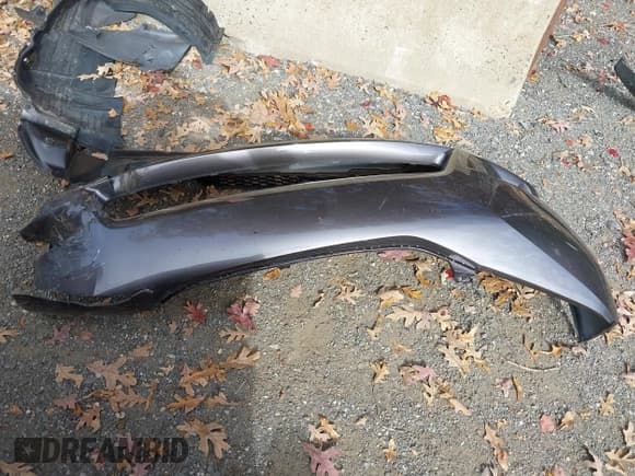 ✅ 2013 Toyota Sienna LE • VIN: 5TDKK3DC3DS376882 • Lot: 43569276. Wystawiony na IAAI z przebiegiem 131 245 mil. Bezpłatny archiwum sprzedaży aukcyjnych z USA i szczegółowy raport historii pojazdu na DreamBid. Zdjęcie 12.