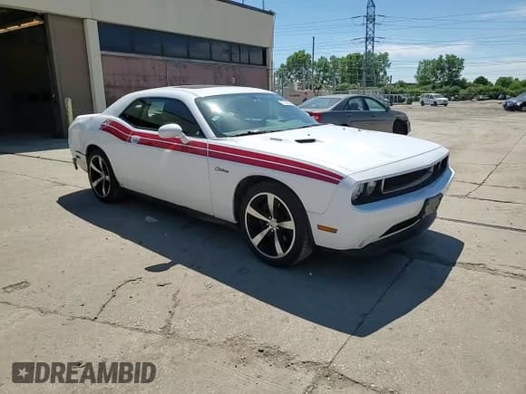 ✅ 2013 Dodge Challenger R/T • VIN: 2C3CDYBT2DH729193 • Lot: 61086374. Wystawiony na Copart z przebiegiem 103 931 mil. Bezpłatny archiwum sprzedaży aukcyjnych z USA i szczegółowy raport historii pojazdu na DreamBid. Zdjęcie 11.