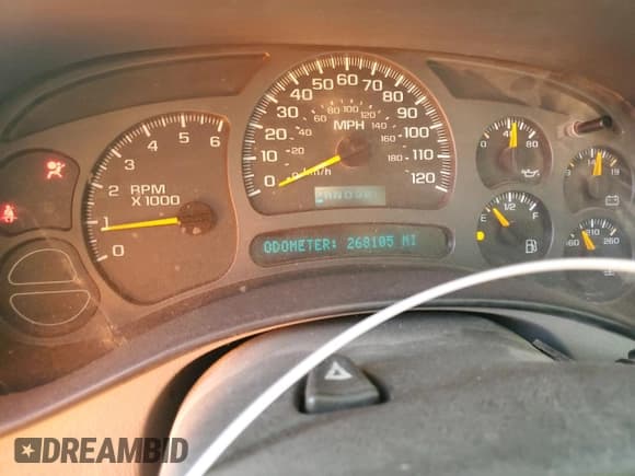 ✅ 2003 Chevrolet Silverado 1500 LS • VIN: 2GCEK19T831126182 • Лот: 71418014. Опубликован ранее на Copart с пробегом 268 105 миль. Бесплатный доступ к архиву аукционных продаж из США и подробный отчёт об истории автомобиля на DreamBid. Изображение 9.