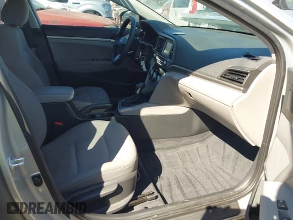 ✅ 2019 Hyundai Elantra SE • VIN: 5NPD74LF4KH449031 • Lot: 43427089. Listed on IAAI with 88,127 mi. Free auction sales archive from the USA and detailed vehicle history report at DreamBid. Image 5.