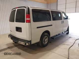 2019 Chevrolet Express Passenger LS с VIN 1GAWGEFG4K1200151, выставлен на аукционе IAAI как лот 41540721 с пробегом 111 873 миль миль и . История ставок и продаж доступна на DreamBid. Изображение 4.
