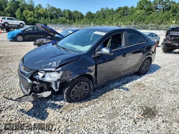 2020 Chevrolet Sonic LS с VIN 1G1JB5SB3L4101016, выставлен на аукционе Copart как лот 65448965 с пробегом 101 218 миль миль и Списание • Salvage title. История ставок и продаж доступна на DreamBid. Изображение 1.