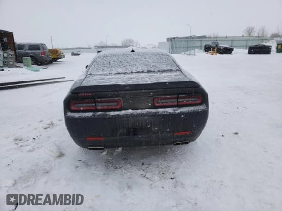 ✅ 2021 Dodge Challenger GT • VIN: 2C3CDZKG4MH665392 • Lot: 38539993. Wystawiony na Copart z przebiegiem 14 449 mil. Bezpłatny archiwum sprzedaży aukcyjnych z USA i szczegółowy raport historii pojazdu na DreamBid. Zdjęcie 6.