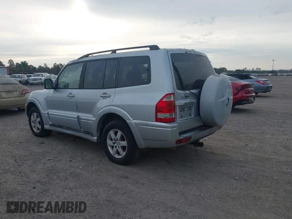 ✅ 2006 Mitsubishi Montero Limited • VIN: JA4MW51S36J003243 • Лот: 43821298. Опубликован ранее на IAAI с пробегом 126 108 миль. Бесплатный доступ к архиву аукционных продаж из США и подробный отчёт об истории автомобиля на DreamBid. Изображение 3.