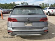 ✅ 2024 Volkswagen Taos S • VIN: 3VV5X7B24RM083839 • Lot: 84659175. Wystawiony na Copart z przebiegiem 45 846 mil. Bezpłatny archiwum sprzedaży aukcyjnych z USA i szczegółowy raport historii pojazdu na DreamBid. Zdjęcie 6.