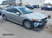 2021 Toyota Camry Hybrid LE z VIN 4T1C31AK2MU022229, wystawiony jako IAAI lot #42633309 z przebiegiem 37 463 mil mil oraz . Historia ofert i sprzedaży dostępna na DreamBid. Obrazek 1.