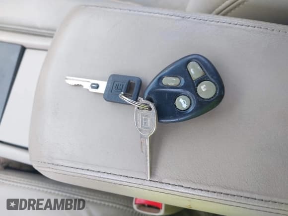 ✅ 2001 Cadillac Eldorado ESC • VIN: 1G6EL12Y31B107932 • Lot: 42723296. Wystawiony na IAAI z przebiegiem 152 482 mil. Bezpłatny archiwum sprzedaży aukcyjnych z USA i szczegółowy raport historii pojazdu na DreamBid. Zdjęcie 11.