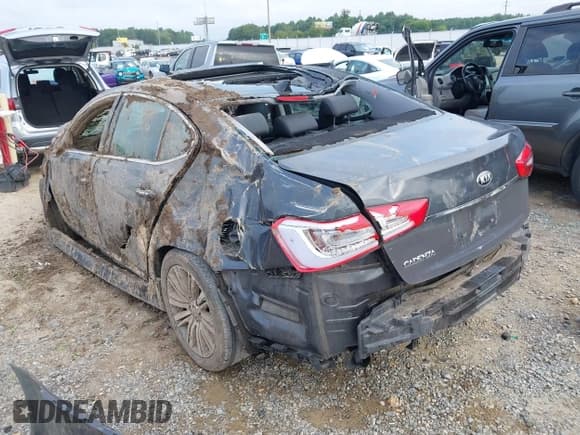 ✅ 2016 Kia Cadenza Premium • VIN: KNALN4D71G5215958 • Lot: 42887270. Wystawiony na IAAI z przebiegiem 144 207 mil. Bezpłatny archiwum sprzedaży aukcyjnych z USA i szczegółowy raport historii pojazdu na DreamBid. Zdjęcie 3.