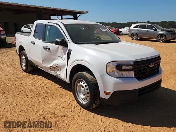 ✅ 2022 Ford Maverick XL • VIN: 3FTTW8E3XNRA63997 • Lot: 84744585. Wystawiony na Copart z przebiegiem 29 259 mil. Bezpłatny archiwum sprzedaży aukcyjnych z USA i szczegółowy raport historii pojazdu na DreamBid. Zdjęcie 13.