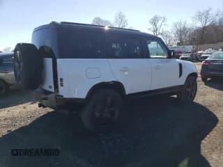 ✅ 2021 Land Rover Defender X-Dynamic SE • VIN: SALE27RU1M2050391 • Lot: 41642504. Wystawiony na Copart z przebiegiem 19 346 mil. Bezpłatny archiwum sprzedaży aukcyjnych z USA i szczegółowy raport historii pojazdu na DreamBid. Zdjęcie 3.