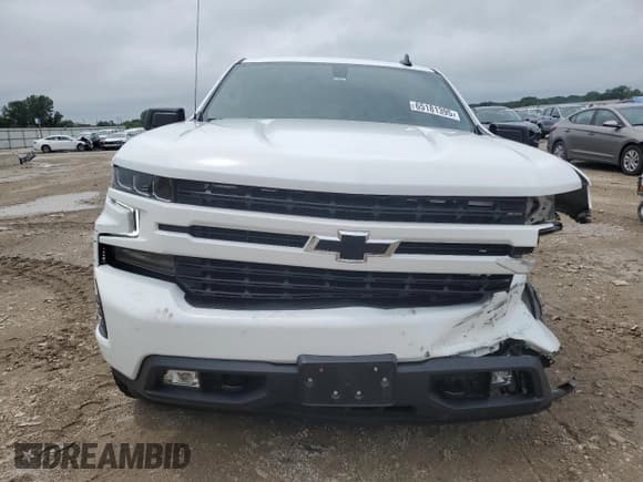✅ 2021 Chevrolet Silverado 1500 RST • VIN: 1GCUYEET3MZ256094 • Lot: 65181395. Wystawiony na Copart z przebiegiem 55 654 mil. Bezpłatny archiwum sprzedaży aukcyjnych z USA i szczegółowy raport historii pojazdu na DreamBid. Zdjęcie 5.