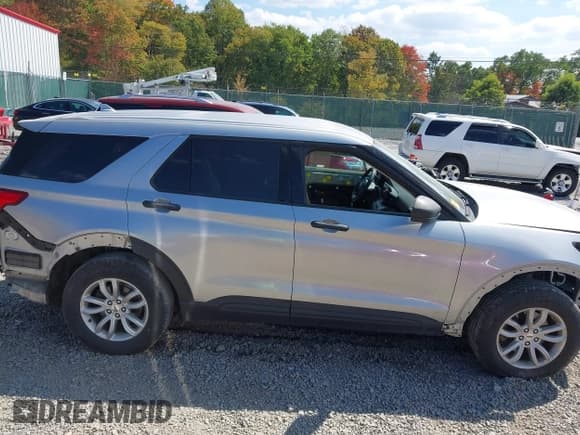 ✅ 2020 Ford Explorer • VIN: 1FMSK8BHXLGC98066 • Lot: 43250380. Wystawiony na IAAI z przebiegiem 94 856 mil. Bezpłatny archiwum sprzedaży aukcyjnych z USA i szczegółowy raport historii pojazdu na DreamBid. Zdjęcie 14.