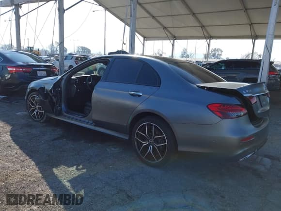 ✅ 2023 Mercedes-Benz E 350 • VIN: W1KZF8DBXPB134177 • Лот: 41601432. Опубликован ранее на IAAI с пробегом 31 023 миль. Бесплатный доступ к архиву аукционных продаж из США и подробный отчёт об истории автомобиля на DreamBid. Изображение 3.