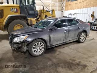 2013 Chevrolet Malibu LTZ z VIN 1G11H5SA2DF277762, wystawiony jako Copart lot #85173705 z przebiegiem 140 105 mil mil oraz Szkoda całkowita • Salvage title. Historia ofert i sprzedaży dostępna na DreamBid. Obrazek 1.