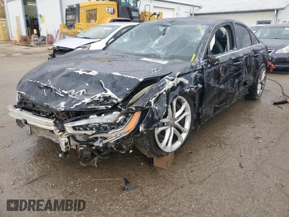 ✅ 2014 Audi S6 Prestige • VIN: WAUF2AFC6EN101479 • Лот: 77700524. Опубликован ранее на Copart с пробегом 104 652 миль. Бесплатный доступ к архиву аукционных продаж из США и подробный отчёт об истории автомобиля на DreamBid. Изображение 1.