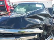 ✅ 2019 Chevrolet Silverado 1500 LT • VIN: 2GCRCPEC6K1208188 • Lot: 42327635. Wystawiony na IAAI z przebiegiem Nie podano. Bezpłatny archiwum sprzedaży aukcyjnych z USA i szczegółowy raport historii pojazdu na DreamBid. Zdjęcie 10.