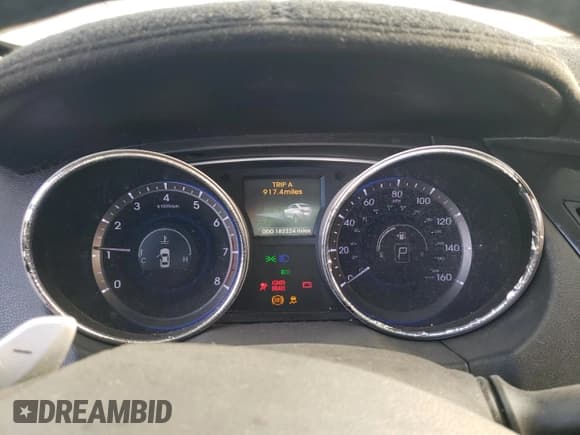 ✅ 2014 Hyundai Sonata SE • VIN: 5NPEC4AC5EH849953 • Lot: 66151714. Listed on Copart with 182,224 mi. Free auction sales archive from the USA and detailed vehicle history report at DreamBid. Image 9.