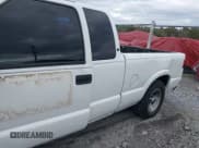 ✅ 2002 Chevrolet S-10 LS • VIN: 1GCCS19W628251386 • Лот: 41499348. Опубликован ранее на IAAI с пробегом 149 653 миль. Бесплатный доступ к архиву аукционных продаж из США и подробный отчёт об истории автомобиля на DreamBid. Изображение 6.