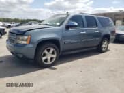 ✅ 2008 Chevrolet Suburban LTZ • VIN: 1GNFK16388J122713 • Lot: 69720454. Wystawiony na Copart z przebiegiem 182 208 mil. Bezpłatny archiwum sprzedaży aukcyjnych z USA i szczegółowy raport historii pojazdu na DreamBid. Zdjęcie 1.
