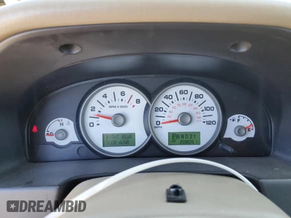 ✅ 2007 Ford Escape Limited • VIN: 1FMYU04197KA70066 • Лот: 68789915. Опубликован ранее на Copart с пробегом 208 091 миль. Бесплатный доступ к архиву аукционных продаж из США и подробный отчёт об истории автомобиля на DreamBid. Изображение 9.