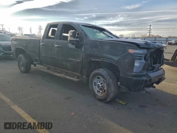 ✅ 2023 Chevrolet Silverado 2500HD Work Truck • VIN: 1GC5YLE71PF236282 • Lot: 94717575. Wystawiony na Copart z przebiegiem Nie podano. Bezpłatny archiwum sprzedaży aukcyjnych z USA i szczegółowy raport historii pojazdu na DreamBid. Zdjęcie 4.