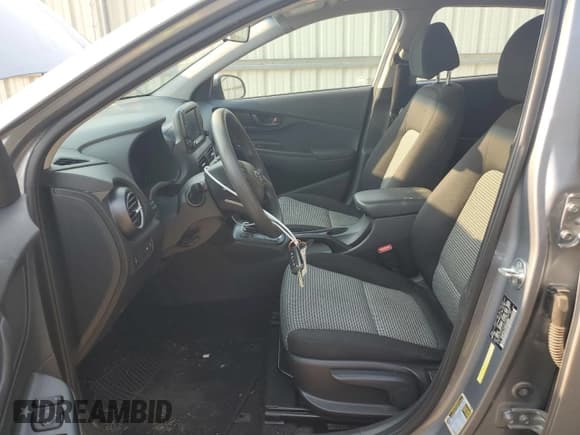 ✅ 2021 Hyundai Kona SE • VIN: KM8K12AA9MU645880 • Лот: 74723704. Опубликован ранее на Copart с пробегом 72 663 миль. Бесплатный доступ к архиву аукционных продаж из США и подробный отчёт об истории автомобиля на DreamBid. Изображение 7.