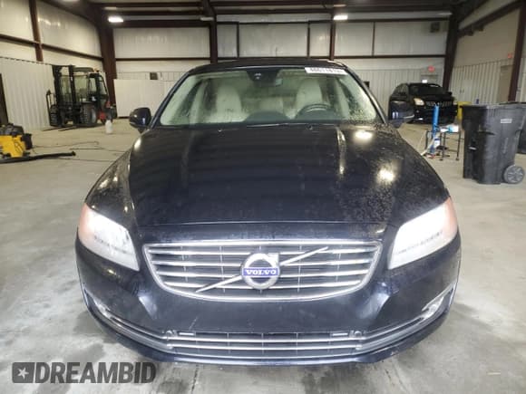 ✅ 2015 Volvo S80 T5 Drive-E • VIN: YV140MAK7F1186187 • Лот: 48611813. Опубликован ранее на Copart с пробегом 108 089 миль. Бесплатный доступ к архиву аукционных продаж из США и подробный отчёт об истории автомобиля на DreamBid. Изображение 5.