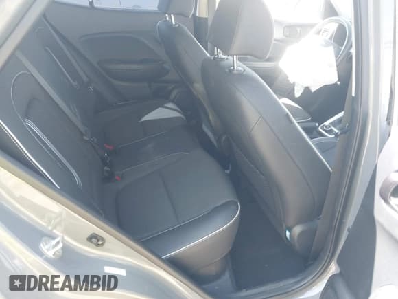 ✅ 2022 Hyundai Venue SEL • VIN: KMHRC8A34NU193027 • Lot: 42003432. Listed on IAAI with 16,393 mi. Free auction sales archive from the USA and detailed vehicle history report at DreamBid. Image 8.