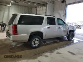 ✅ 2008 Chevrolet Suburban Commercial • VIN: 3GNGK26K28G309111 • Lot: 80510184. Wystawiony na Copart z przebiegiem 140 242 mil. Bezpłatny archiwum sprzedaży aukcyjnych z USA i szczegółowy raport historii pojazdu na DreamBid. Zdjęcie 3.