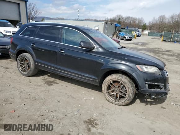 ✅ 2013 Audi Q7 Premium Plus • VIN: WA1LMAFE8DD004221 • Лот: 50377595. Опубликован ранее на Copart с пробегом Не указан. Бесплатный доступ к архиву аукционных продаж из США и подробный отчёт об истории автомобиля на DreamBid. Изображение 4.