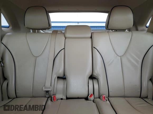 ✅ 2010 Toyota Venza • VIN: 4T3BA3BB9AU014398 • Lot: 91247645. Wystawiony na Copart z przebiegiem 204 222 mil. Bezpłatny archiwum sprzedaży aukcyjnych z USA i szczegółowy raport historii pojazdu na DreamBid. Zdjęcie 10.