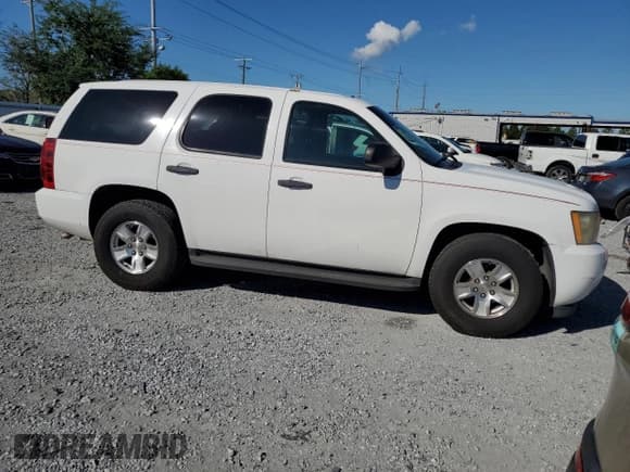 ✅ 2012 Chevrolet Tahoe Commercial • VIN: 1GNLC2E04CR253399 • Lot: 84207025. Listed on Copart with 188,189 mi. Free auction sales archive from the USA and detailed vehicle history report at DreamBid. Image 4.