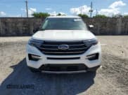 ✅ 2023 Ford Explorer XLT • VIN: 1FMSK7DH4PGB32963 • Lot: 84272525. Wystawiony na Copart z przebiegiem 18 793 mil. Bezpłatny archiwum sprzedaży aukcyjnych z USA i szczegółowy raport historii pojazdu na DreamBid. Zdjęcie 5.