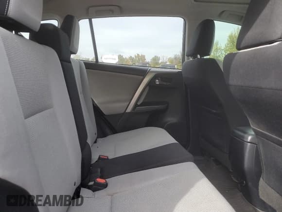 ✅ 2017 Toyota RAV4 XLE • VIN: JTMRFREV1HJ118093 • Lot: 89522565. Listed on Copart with 88,415 mi. Free auction sales archive from the USA and detailed vehicle history report at DreamBid. Image 10.