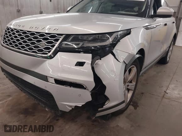 ✅ 2020 Land Rover Range Rover Velar S • VIN: SALYB2FV8LA256910 • Lot: 43276434. Listed on IAAI with 120,964 mi. Free auction sales archive from the USA and detailed vehicle history report at DreamBid. Image 6.