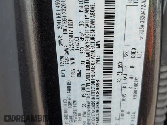 ✅ 2020 Ford Escape SE • VIN: 1FMCU9G65LUC69698 • Lot: 58718135. Listed on Copart with 70,757 mi. Free auction sales archive from the USA and detailed vehicle history report at DreamBid. Image 13.