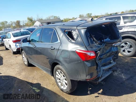 ✅ 2018 Chevrolet Equinox LT • VIN: 2GNAXSEV5J6341832 • Лот: 43371091. Опубликован ранее на IAAI с пробегом 111 579 миль. Бесплатный доступ к архиву аукционных продаж из США и подробный отчёт об истории автомобиля на DreamBid. Изображение 3.