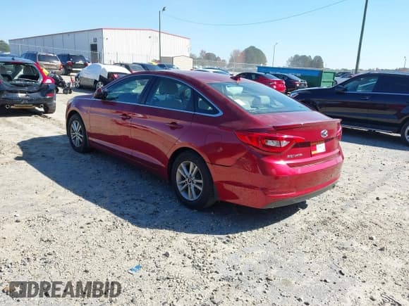 ✅ 2016 Hyundai Sonata SE • VIN: 5NPE24AF6GH291191 • Лот: 43636573. Опубликован ранее на IAAI с пробегом 119 232 миль. Бесплатный доступ к архиву аукционных продаж из США и подробный отчёт об истории автомобиля на DreamBid. Изображение 3.