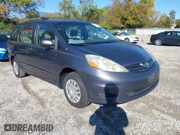 ✅ 2006 Toyota Sienna CE • VIN: 5TDZA23CX6S419744 • Lot: 43480961. Wystawiony na IAAI z przebiegiem 174 660 mil. Bezpłatny archiwum sprzedaży aukcyjnych z USA i szczegółowy raport historii pojazdu na DreamBid. Zdjęcie 1.