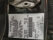 ✅ 2015 Lincoln MKZ • VIN: 3LN6L2JK7FR627747 • Lot: 94941965. Wystawiony na Copart z przebiegiem 108 921 mil. Bezpłatny archiwum sprzedaży aukcyjnych z USA i szczegółowy raport historii pojazdu na DreamBid. Zdjęcie 13.