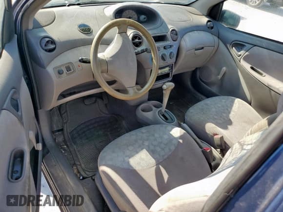 ✅ 2002 Toyota ECHO • VIN: JTDAT123020212957 • Lot: 71489855. Wystawiony na Copart z przebiegiem Nie podano. Bezpłatny archiwum sprzedaży aukcyjnych z USA i szczegółowy raport historii pojazdu na DreamBid. Zdjęcie 8.