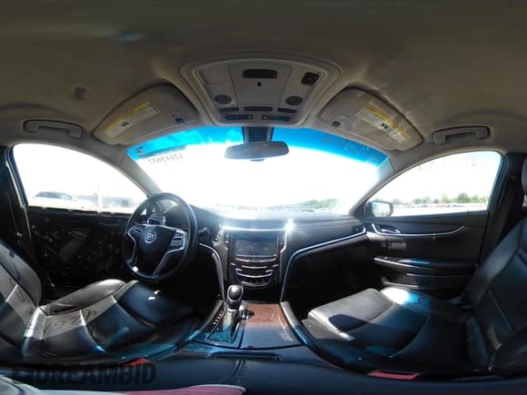 ✅ 2014 Cadillac XTS Livery • VIN: 2G61U5S39E9326134 • Lot: 42615652. Listed on IAAI with 228,392 mi. Free auction sales archive from the USA and detailed vehicle history report at DreamBid. Image 20.