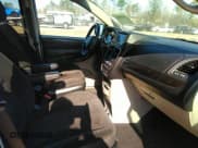 ✅ 2017 Dodge Grand Caravan SE • VIN: 2C4RDGBG0HR767976 • Lot: 41830857. Wystawiony na IAAI z przebiegiem 247 659 mil. Bezpłatny archiwum sprzedaży aukcyjnych z USA i szczegółowy raport historii pojazdu na DreamBid. Zdjęcie 5.