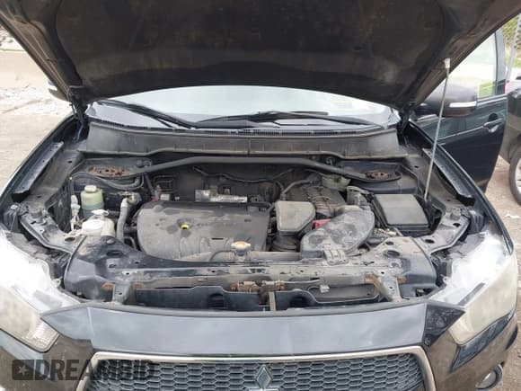 ✅ 2011 Mitsubishi Outlander SE • VIN: JA4AS3AW5BU013447 • Lot: 42256531. Listed on IAAI with 219,832 mi. Free auction sales archive from the USA and detailed vehicle history report at DreamBid. Image 10.