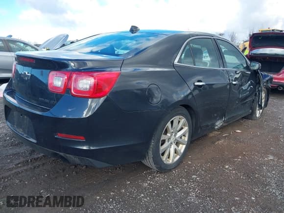 ✅ 2014 Chevrolet Malibu LTZ • VIN: 1G11H5SL9EF277549 • Lot: 43610638. Listed on IAAI with 182,352 mi. Free auction sales archive from the USA and detailed vehicle history report at DreamBid. Image 4.